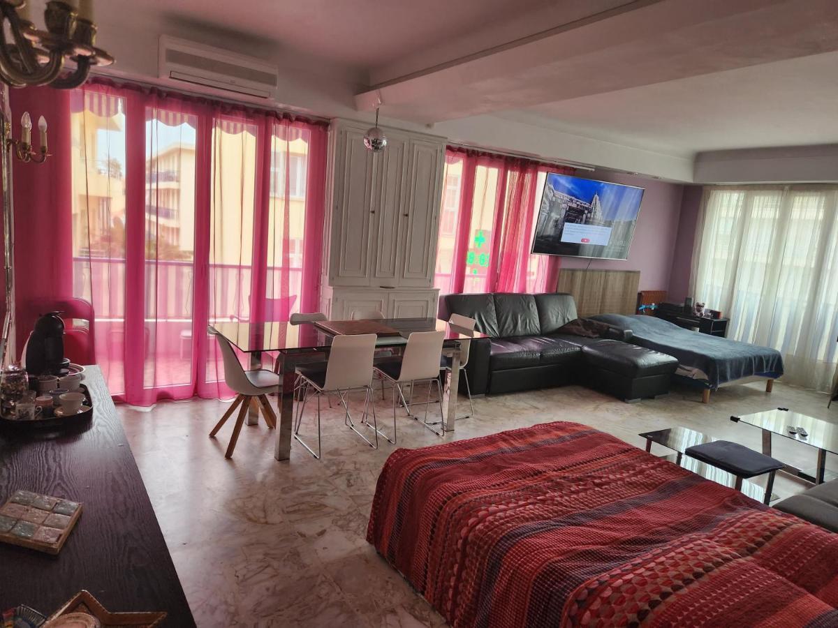 Big Apart 140M2 5Min Walk To Beach Sea &Promenade 3 Double Rooms,Big Living Room 42M2, 3 Showers,9 Beds, Free Parking Νίκαια Εξωτερικό φωτογραφία