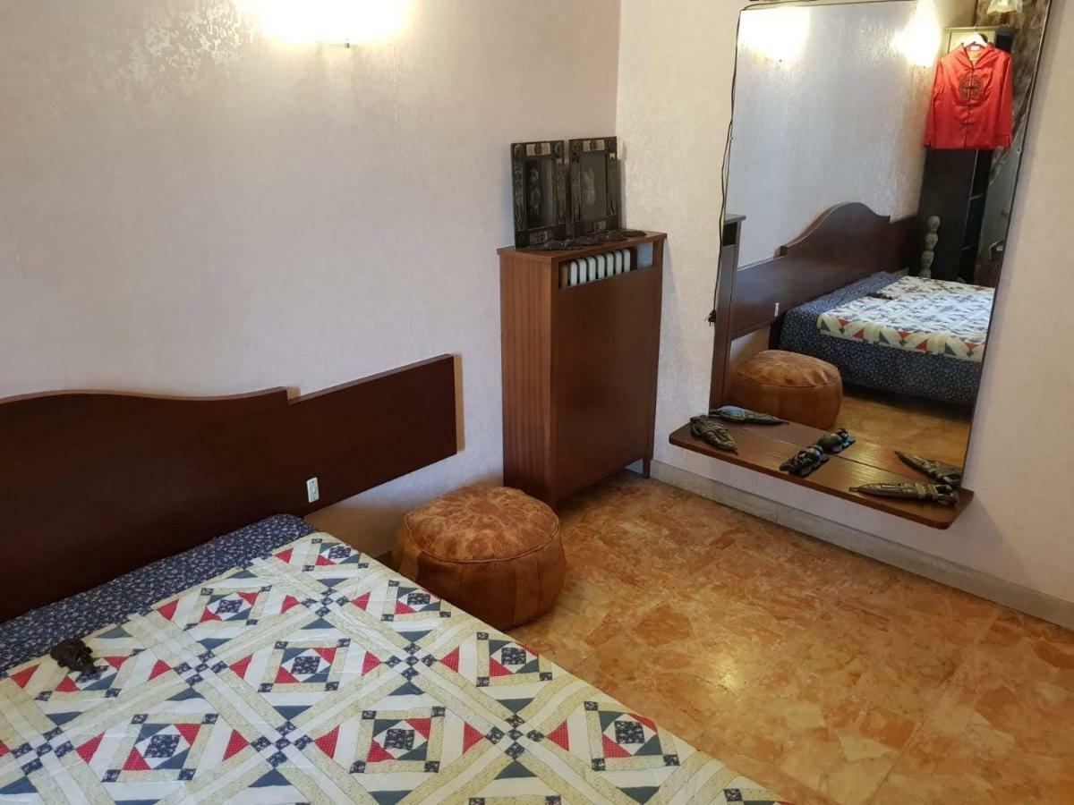 Big Apart 140M2 5Min Walk To Beach Sea &Promenade 3 Double Rooms,Big Living Room 42M2, 3 Showers,9 Beds, Free Parking Νίκαια Εξωτερικό φωτογραφία